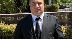 Yazar Yalçın Çelik kimdir? Biyografisi