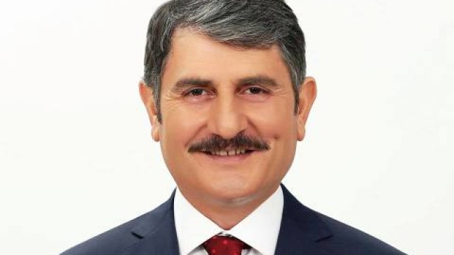Pursaklar Belediye Başkanı Ayhan Yılmaz istifa etti