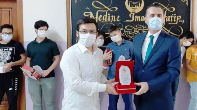 Pursaklar’ın hafızları Allah yolunda başardı